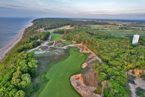 Friars Head 16th Green Aerial